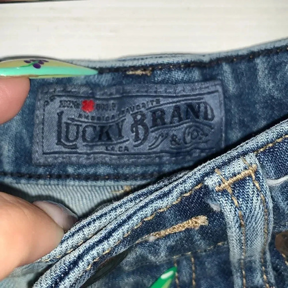 Lucky Brand Two Tone Bleach Splatter Denim Shorts - Picture 3 of 7